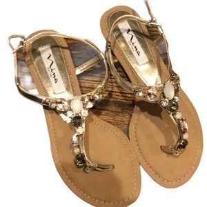 ⭐️💕HOST PICK💕5/12/24⭐️💕🛍️NEW Nina Dressy Sandals⭐️